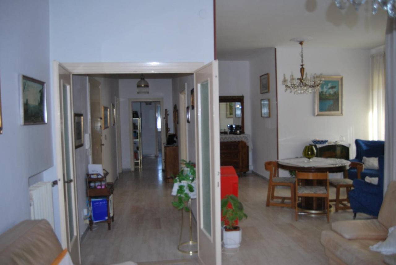 A Casa Di Lidia B&B Gaeta Exteriör bild